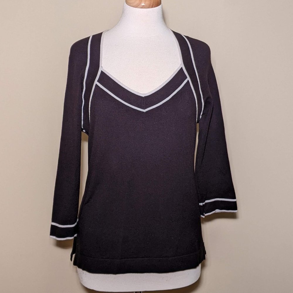 Planet Black and White top 3/4 Sleeve
